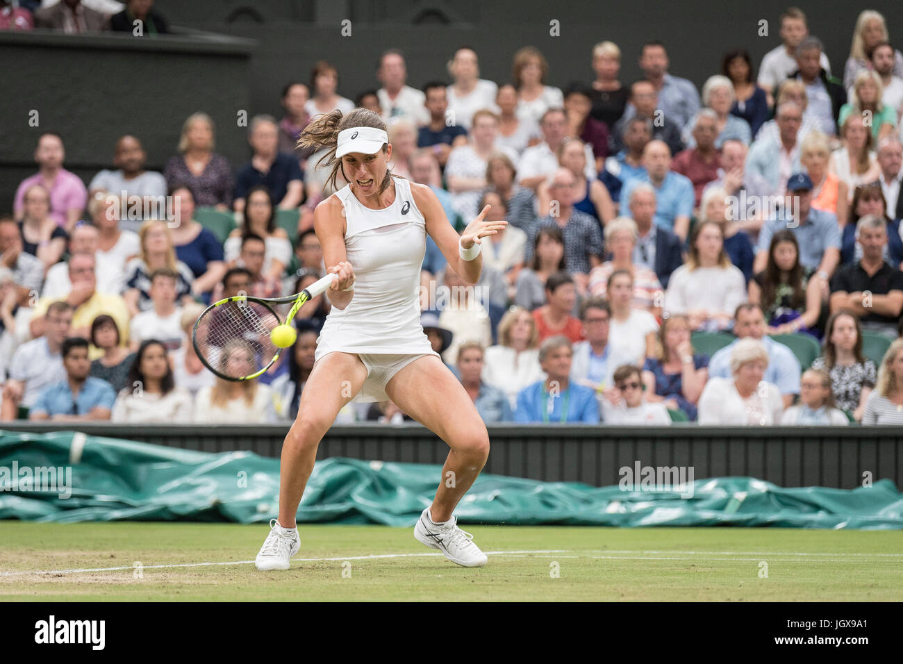 Wimbledon, London, UK. 11. Juli 2017. Die Wimbledon Tennis Weltmeisterschaften 2017 statt auf The All England Lawn Tennis and Croquet Club, London, England, UK. Damen Einzel - Viertelfinale Johanna Konta (GBR) [6] V Simona Halep (ROU) [2] auf dem Centre Court. Im Bild:-Johanna Konta Credit: Duncan Grove/Alamy Live-Nachrichten Stockfoto