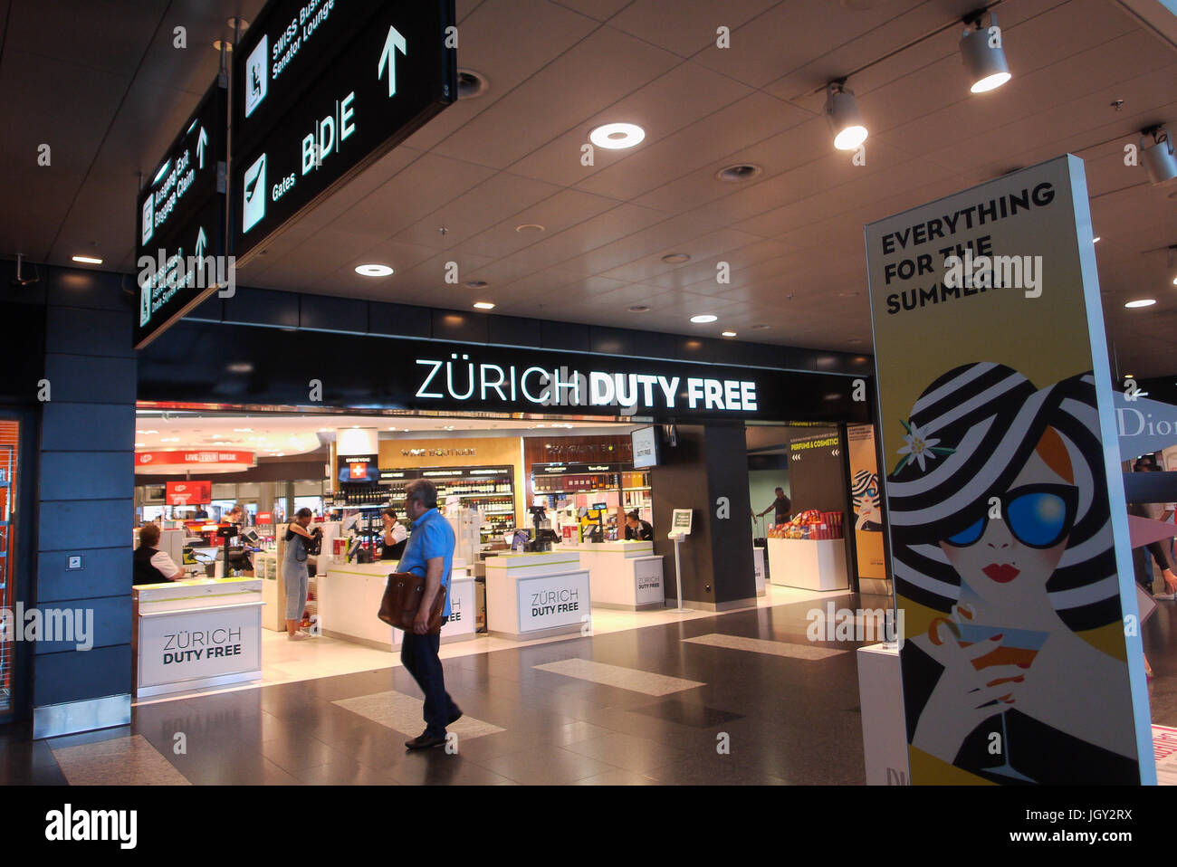 Gesamtansicht des Flughafen Zürich (Schweiz) Stockfoto