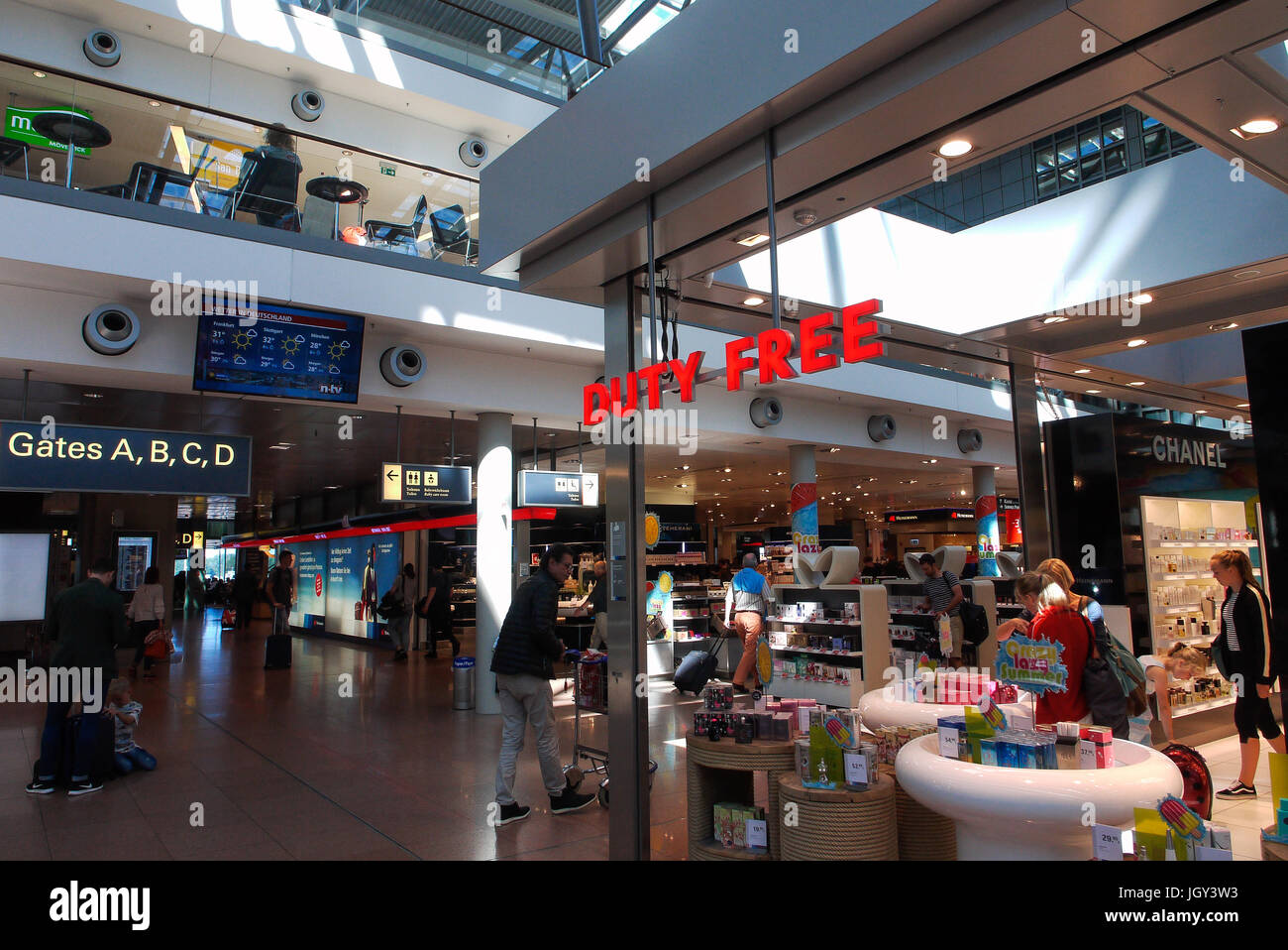 Gesamtansicht des Flughafens Hamburg (Deutschland) Stockfoto