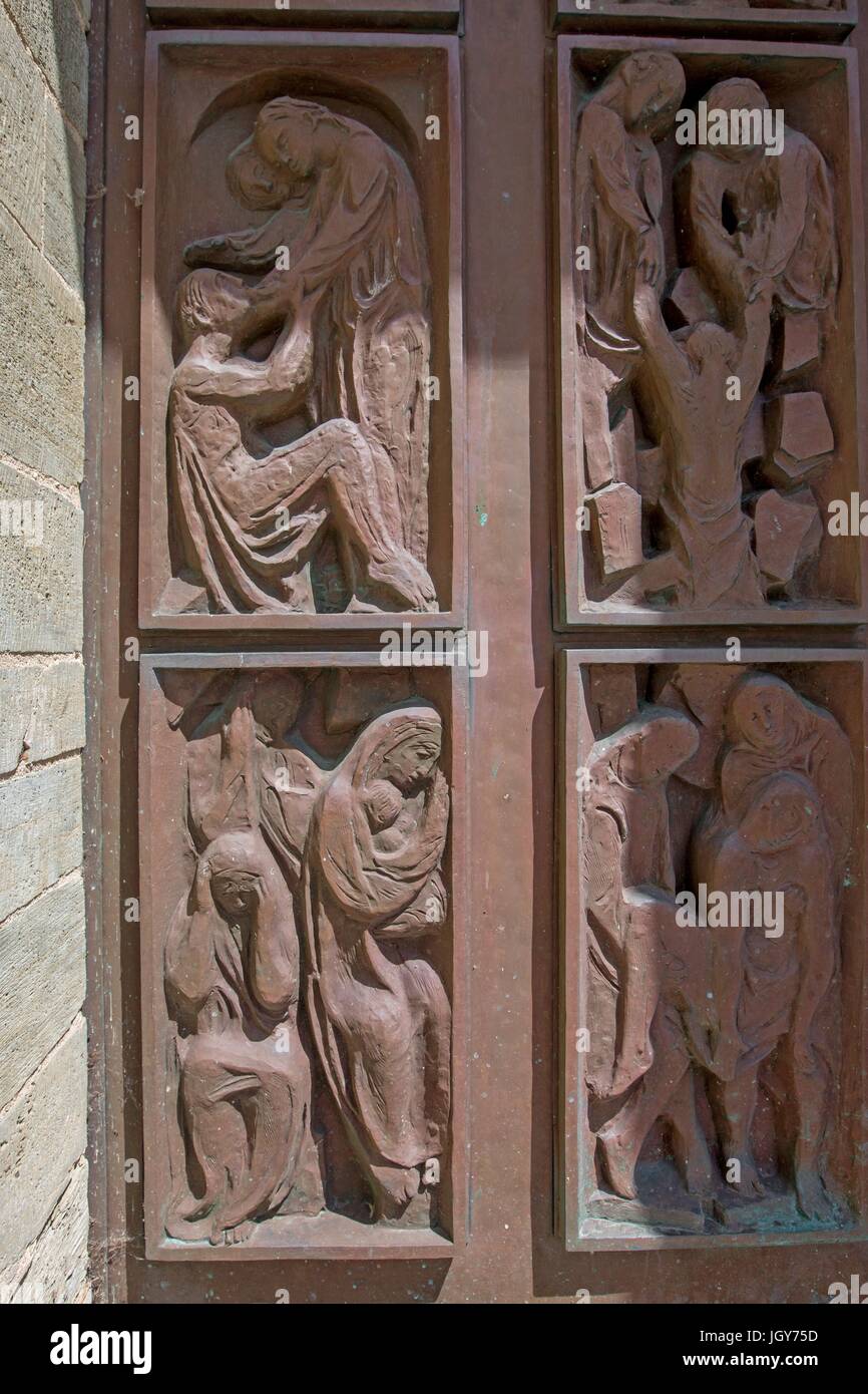 Frankreich, Région Normandie (Ancienne Basse Normandie), Manche, Saint-Lô, Capitale des Ruines Église Notre-Dame, Détruite Puis Reconstruite Après la Seconde Guerre Mondiale Foto Gilles Targat Stockfoto