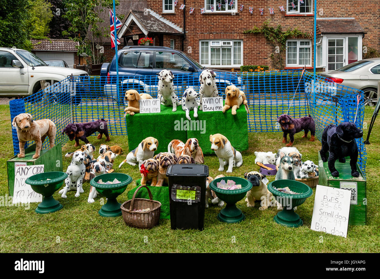 Stofftiere Tiere zum Verkauf an Fairwarp Dorffest, Fairwarp, East Sussex, UK Stockfoto