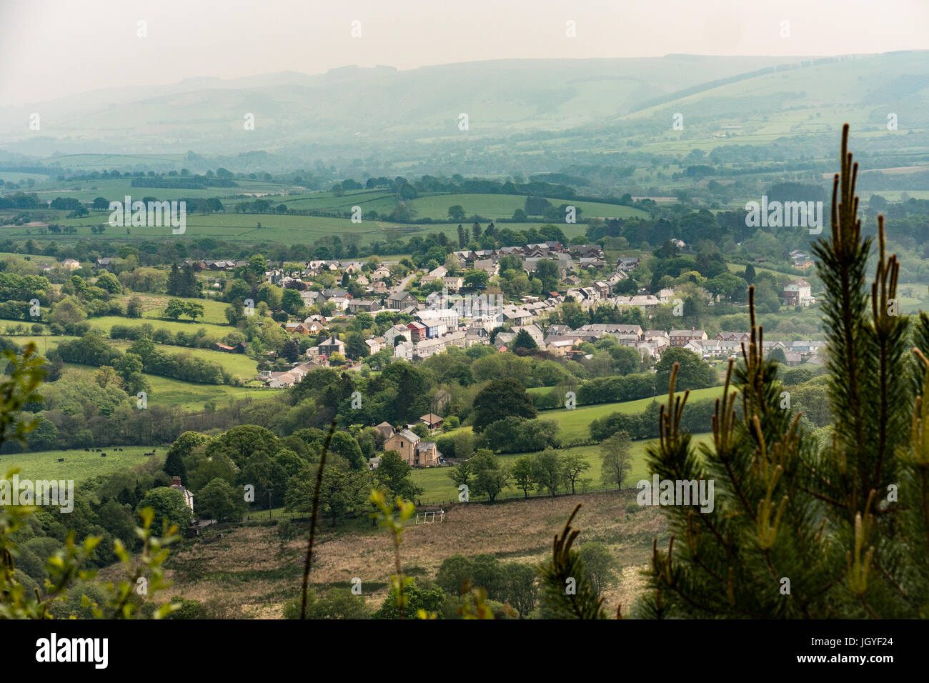 Fernsicht auf Llanwrtyd Wells, Powys, Wales, UK. Stockfoto