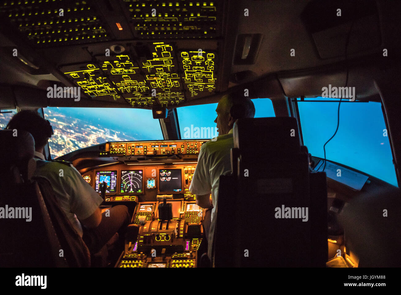 Pilot Cockpit Stockfotos und -bilder Kaufen - Alamy