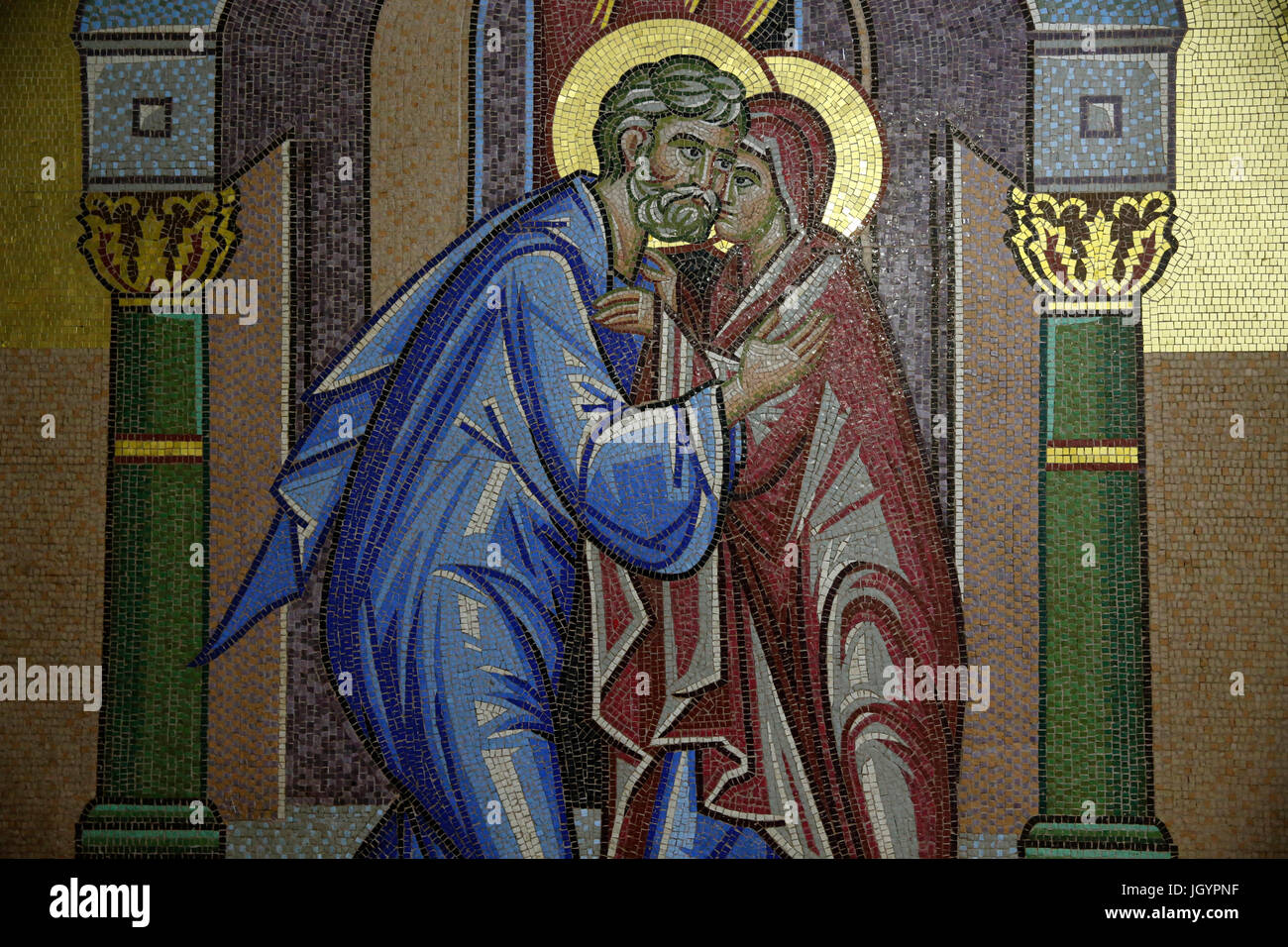 Kykkos Kloster, Zypern. Mosaik. St. Joachim umarmen St Ann. Stockfoto