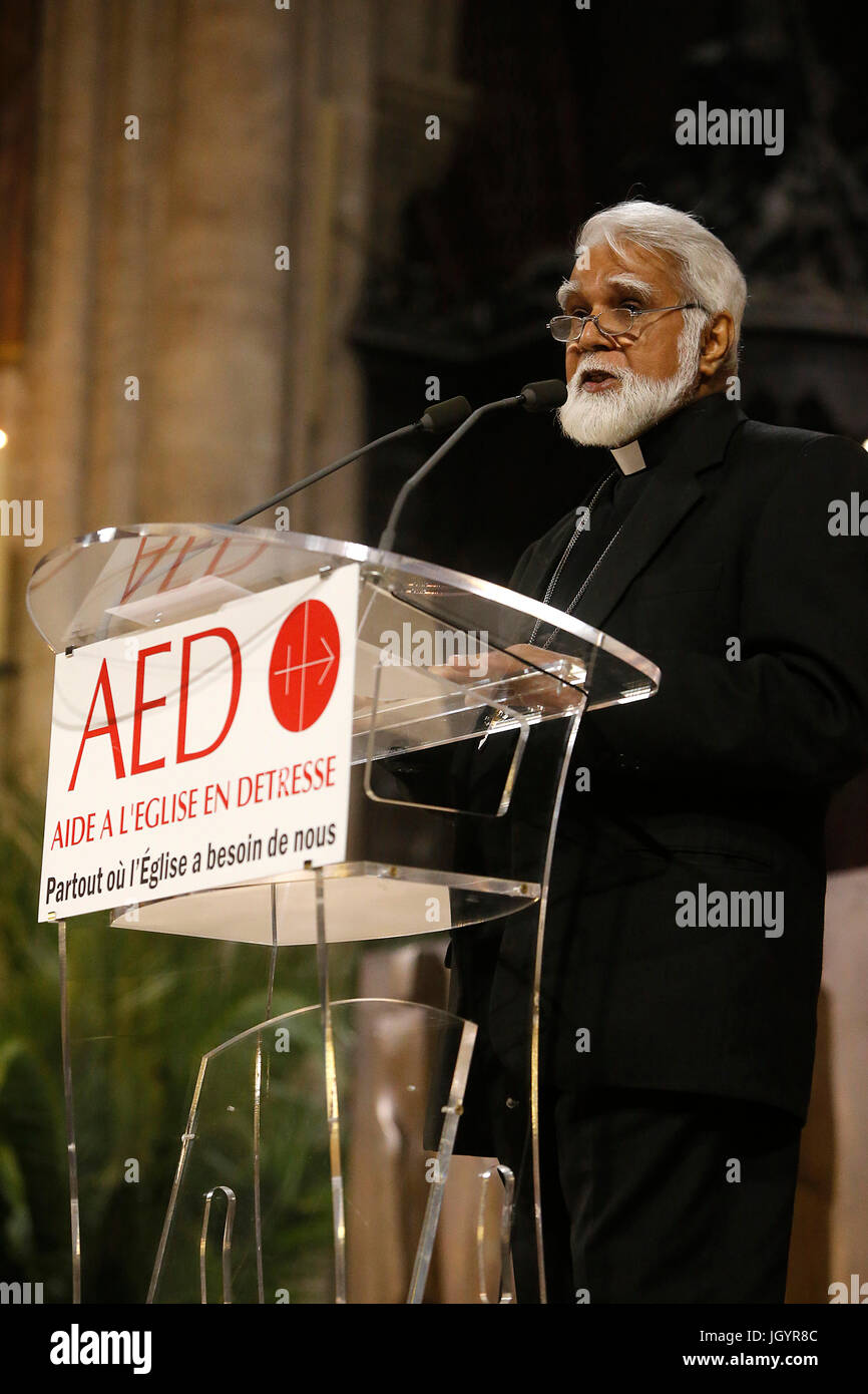 La Nuit des TŽmoins, Vigil für die heutige christliche Märtyrer, in der Kathedrale von Notre Dame, Paris. Frankreich. Stockfoto