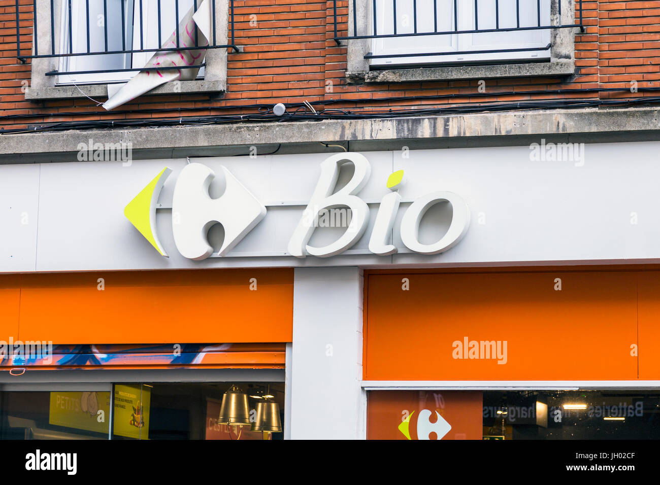 Carrefour Bio Lebensmittel Ladenfront in Lille, Frankreich Stockfoto