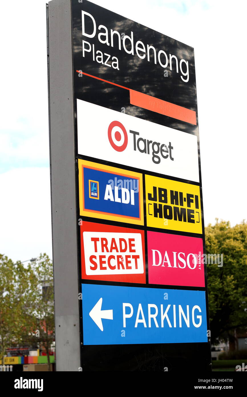 Dandenong Plaza Retail Business Namensschild in Victoria Melbourne Australien Stockfoto