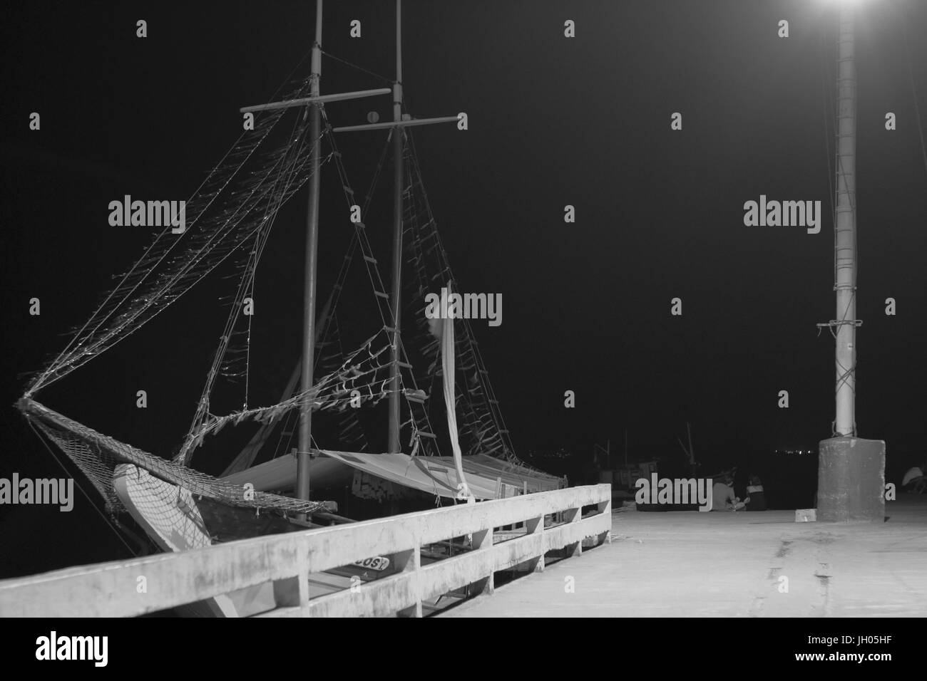 Strand in der Nacht, Boote, Ilha Grande, Rio De Janeiro, Brasilien Stockfoto