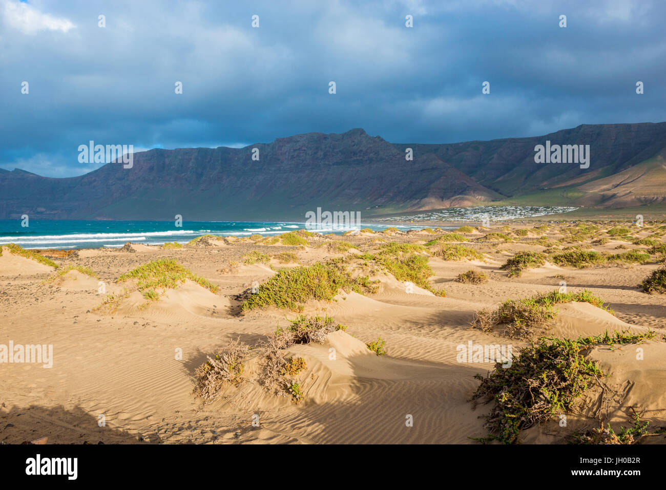 Sanddünen im Norden von Lanzarote, Kanarische Inseln, Spanien Stockfoto