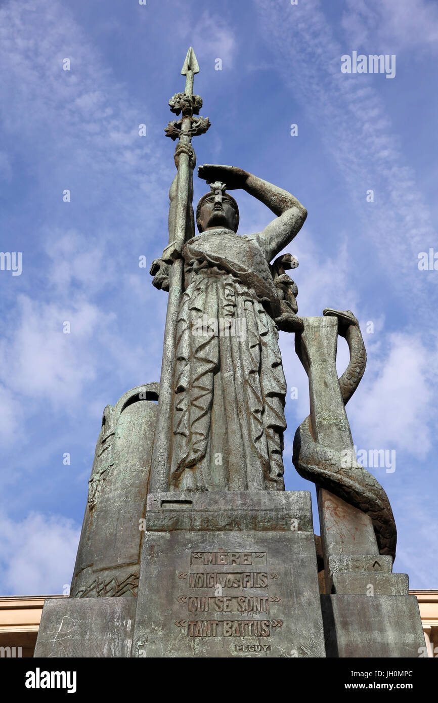 Palais de Tokyo, Esplanade am Fluss Seine, La France von Antoine Bourdelle. Frankreich. Stockfoto