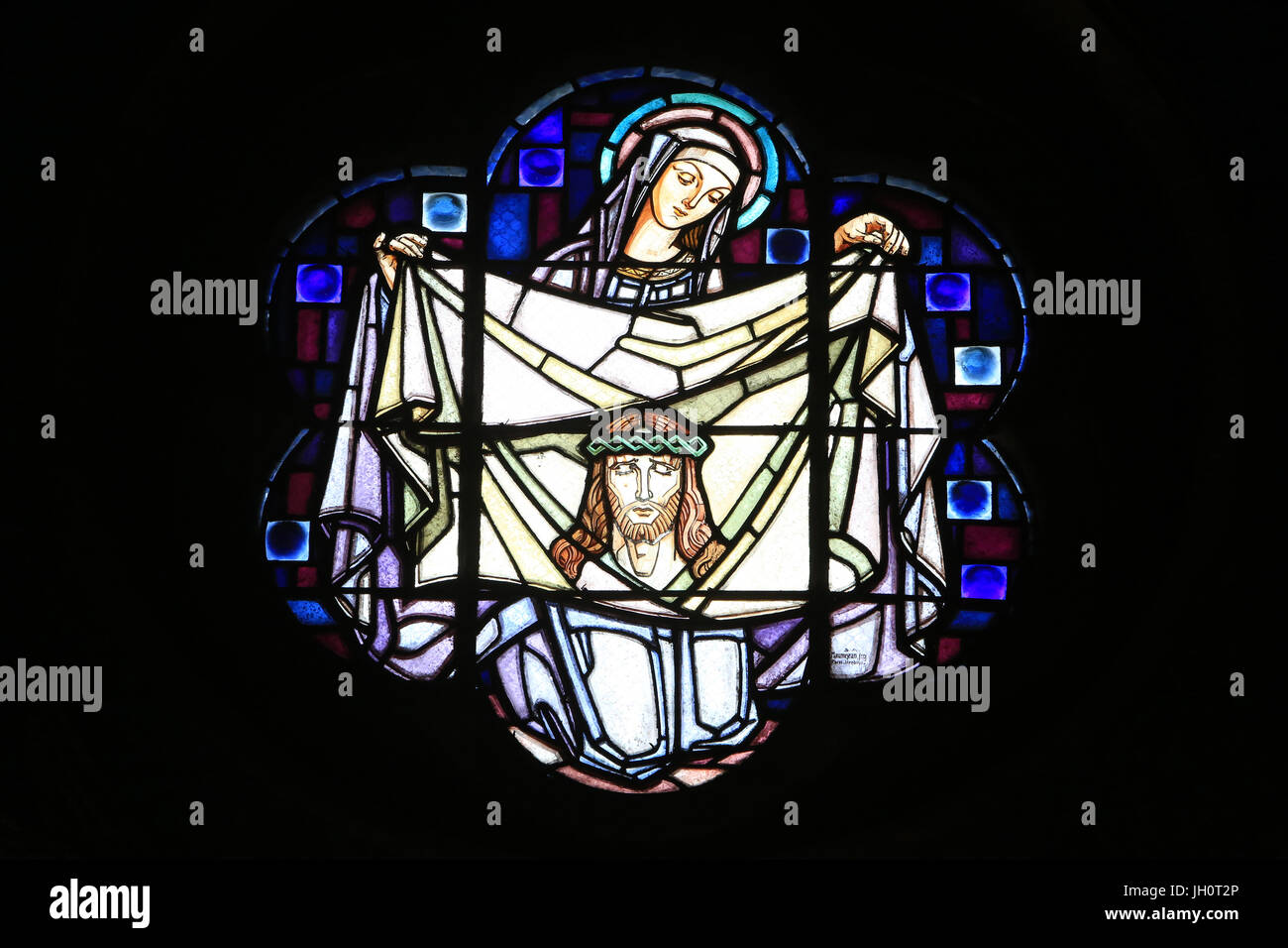 St. Veronika. Jesus Christus. Glasmalerei. Kirche St. Clodoald. Saint-Cloud. Stockfoto