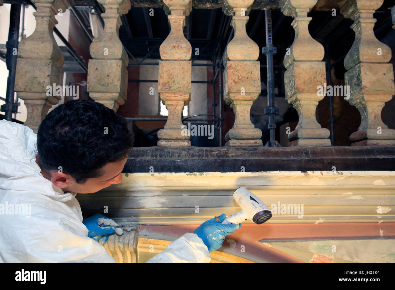 Restaurierung von Saint Gervais Barockkirche.  Gemälde-Restaurierung.  Frankreich. Stockfoto