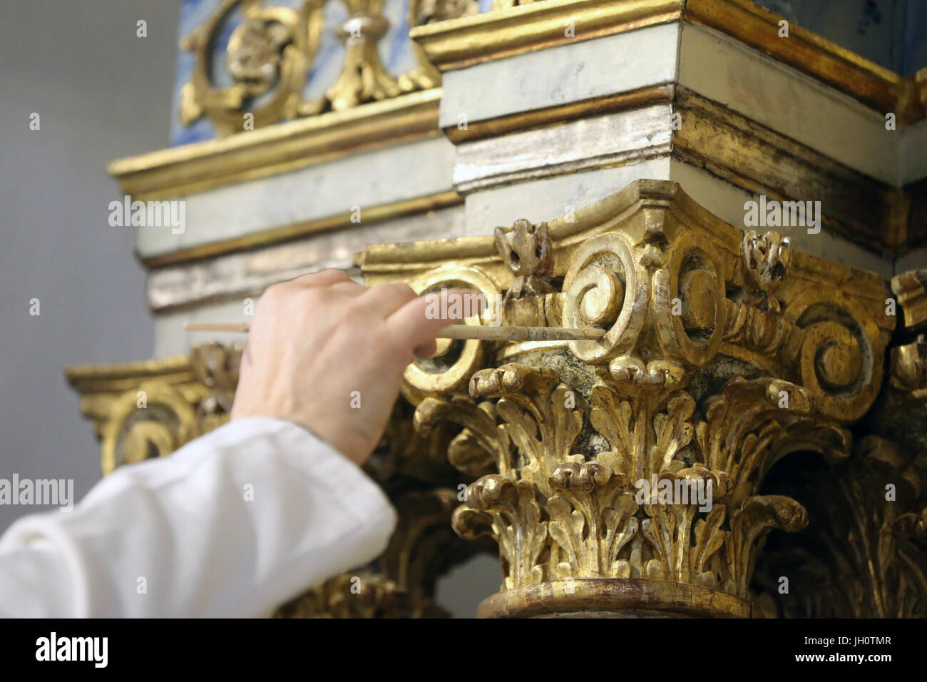Restaurierung von Saint Gervais Barockkirche.  Gemälde-Restaurierung.  Frankreich. Stockfoto