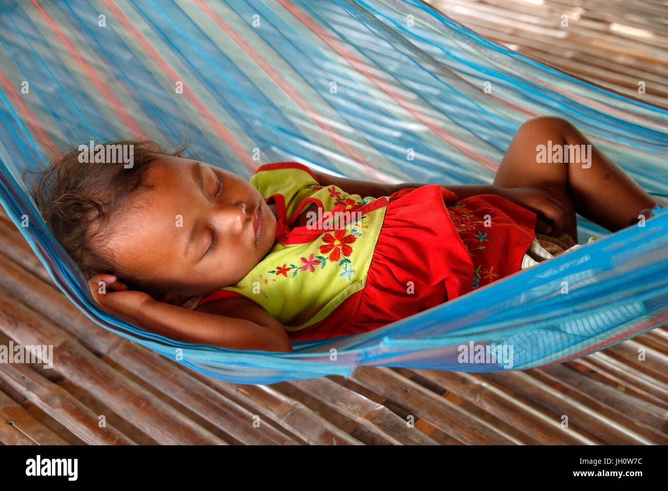 Kambodschanische Baby schlafen in einer Hängematte. Kambodscha. Stockfoto