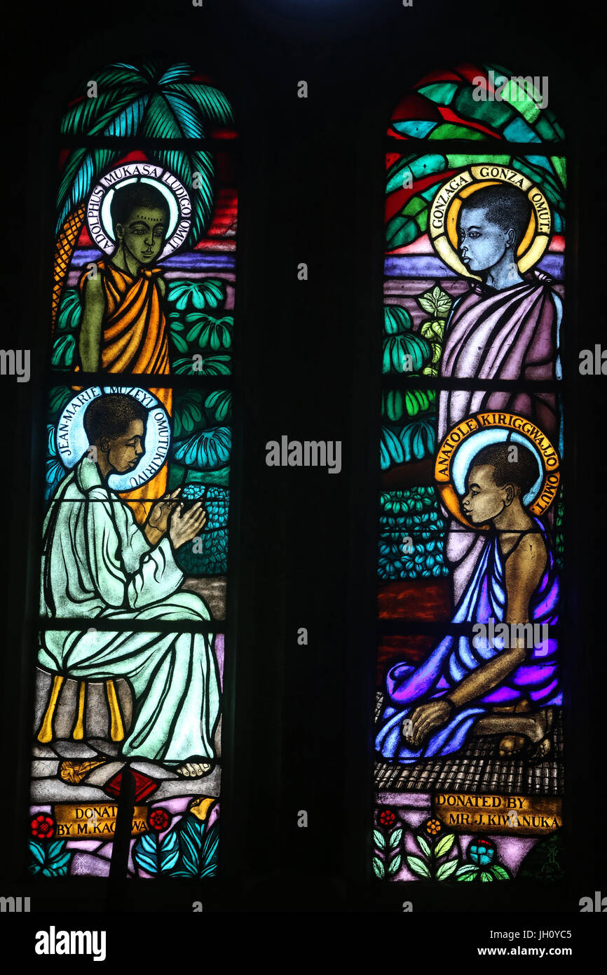 Glasmalerei in Str. Marys katholische Kathedrale, Rubaga, Kampala. Uganda. Stockfoto