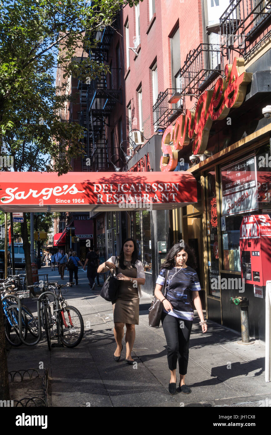 Sarge es Restaurant und Feinkost, NYC, USA Stockfoto