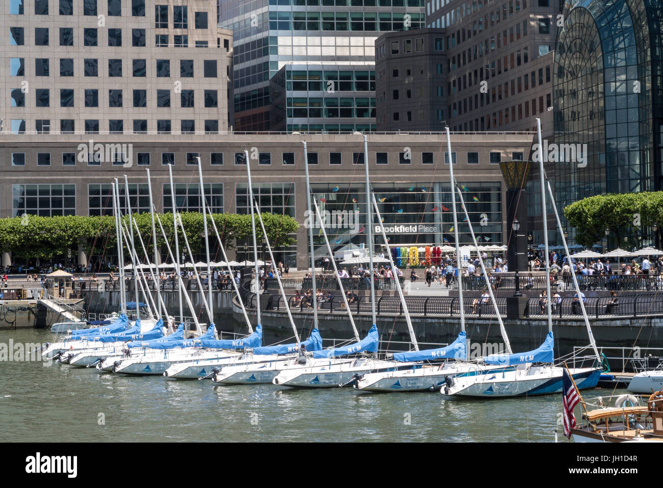 Brookfield Place North Cove Marina und dem Segelclub, Battery Park City, NYC, USA Stockfoto