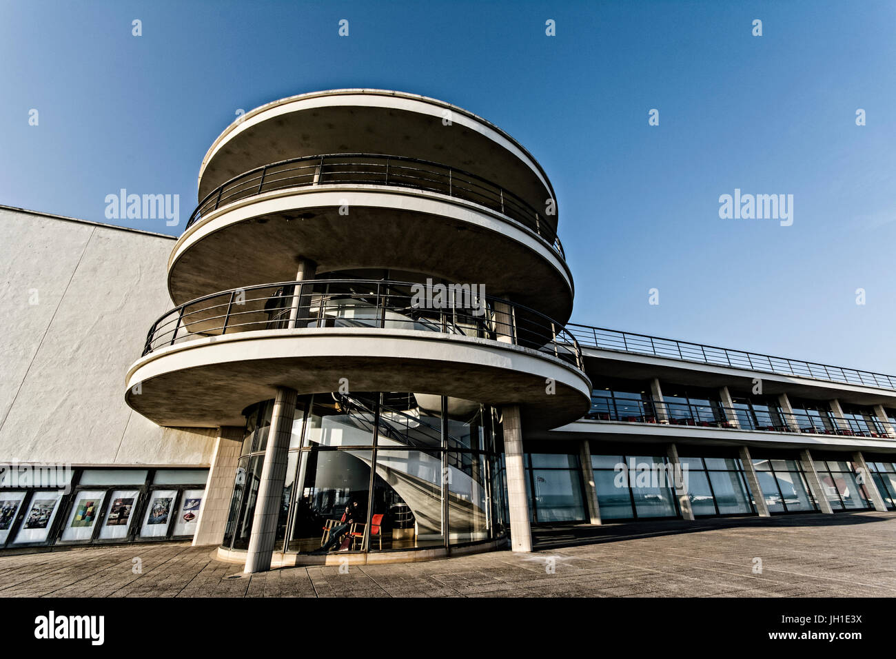 De La Warr Pavilion South Elevation, Bexhill On Sea, East Sussex - Ikone modernistischen Gebäude.   Architekten Erich Mendelsohn und Serge Chermayeff Stockfoto