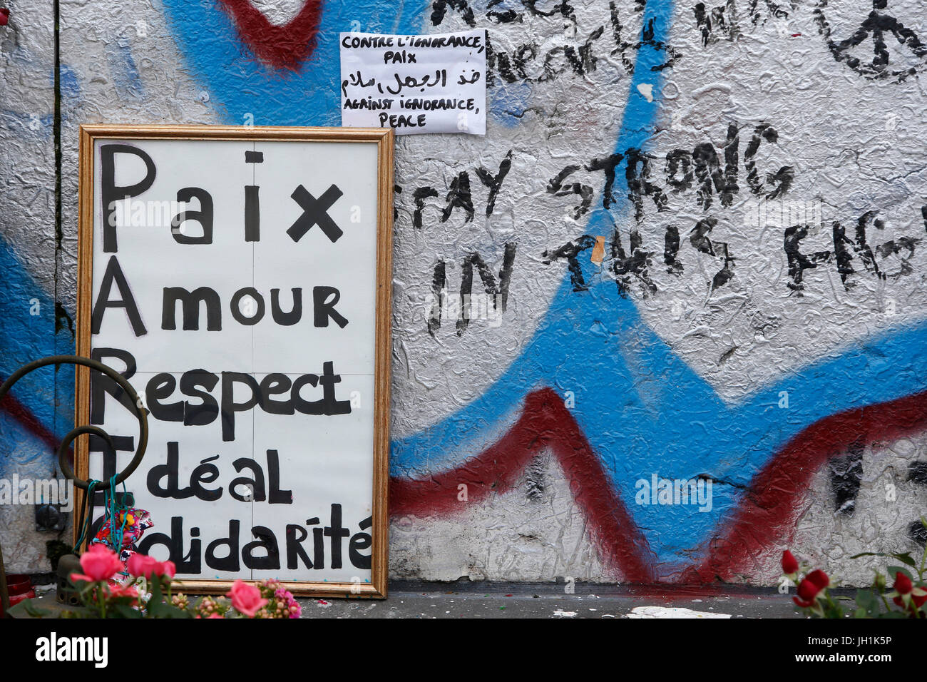 Terroranschlag-Denkmal am Place De La RŽpublique, Paris. Frankreich. Stockfoto