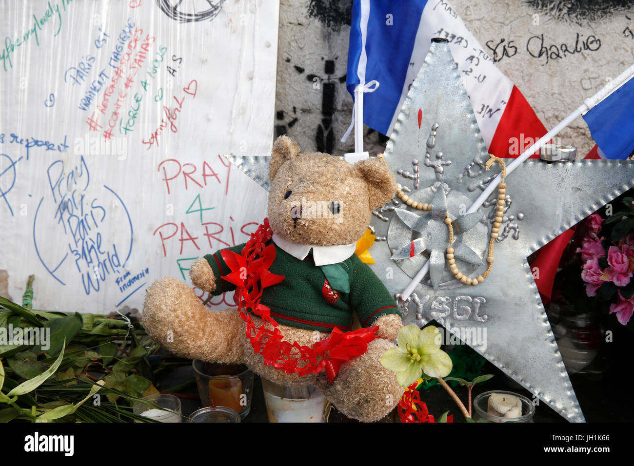 Terroranschlag-Denkmal am Place De La RŽpublique, Paris. Frankreich. Stockfoto