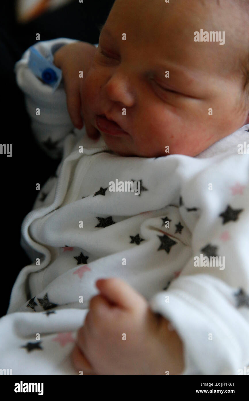 Neugeborenes Baby. Frankreich. Stockfoto