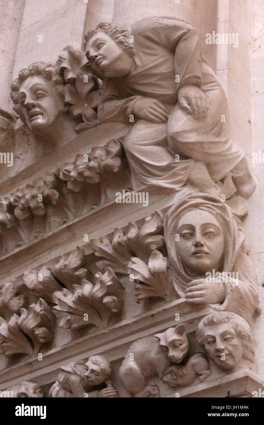 Kathedrale Notre-Dame de sieht. Chor-Skulpturen. Frankreich. Stockfoto