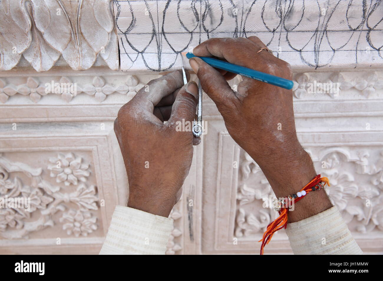 Kusum Sarovar historische Sandstein Denkmal Restaurierung. Mathura Bezirk von Uttar Pradesh, Indien. Stockfoto