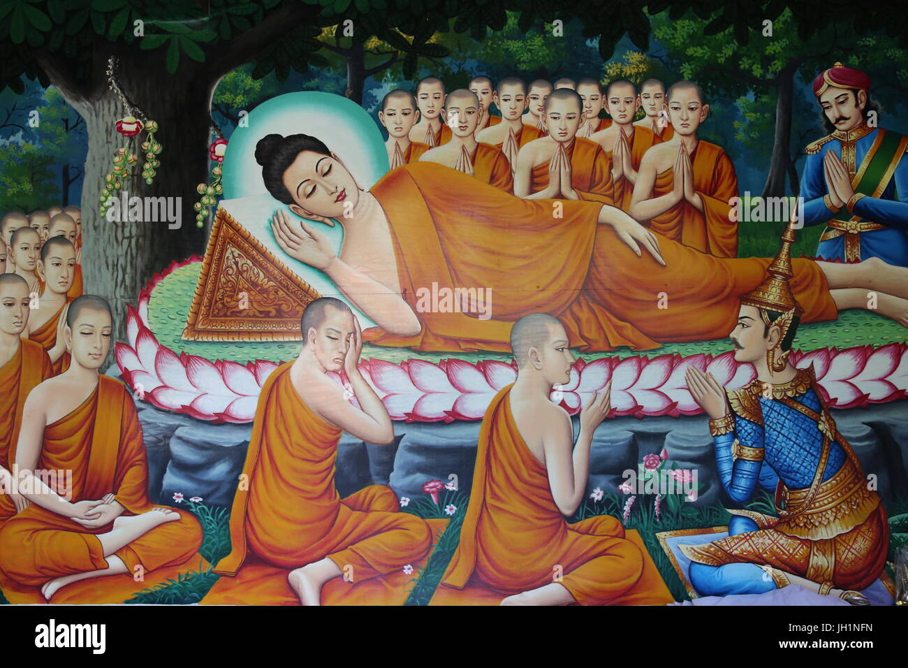 Darstellung des Buddhas Tod und Eintrag ins Nirwana. Kambodscha Stockfotografie - Alamy