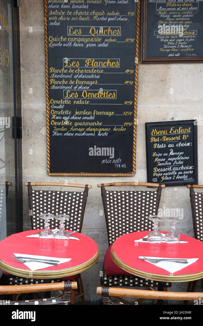 Brasserie in Paris. Frankreich. Stockfoto