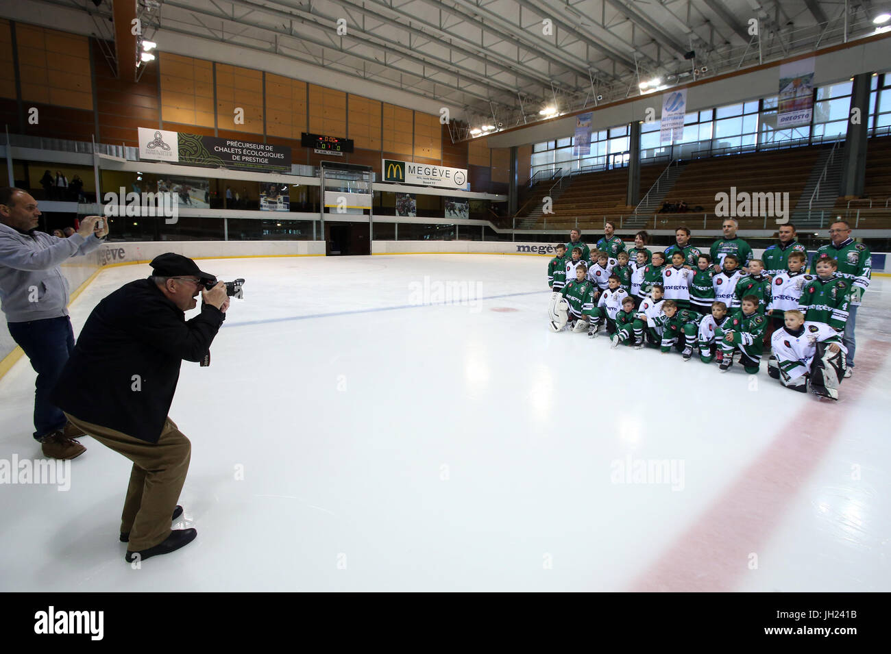 Eishockey-Spiel.  Hockey-Team.  Frankreich. Stockfoto