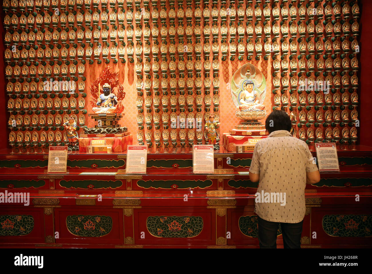 Buddha Tooth Relic Temple in Chinatown. Singapur. Stockfoto