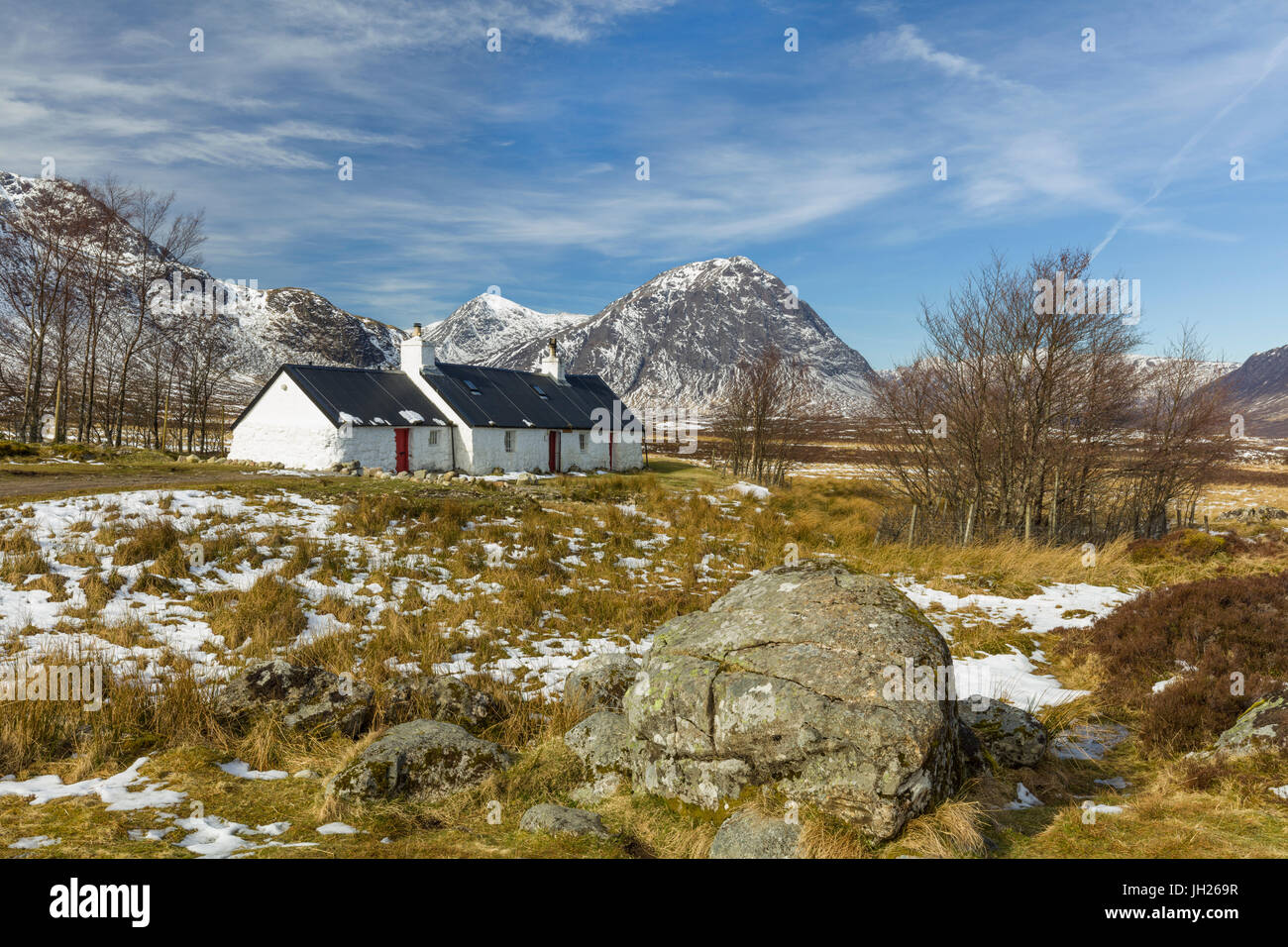 Black Rock Cottage und Buachaille Etive Mor, Glen Coe, Argyll and Bute, Scotland, United Kingdom, Europe Stockfoto