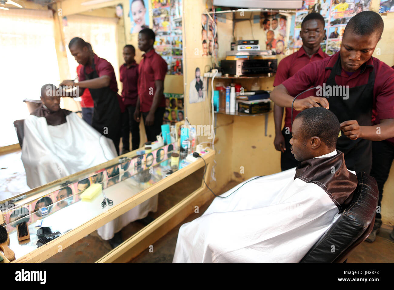 Barbershop. Friseur Werkstatt in Afrika. Lome. Togo. Stockfoto