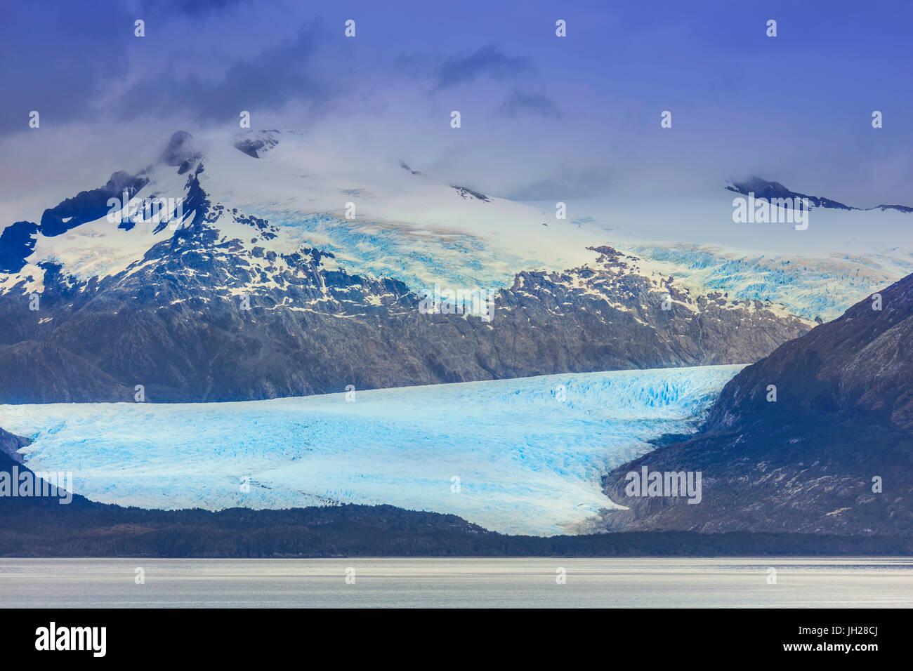 Gletscher im Darwin-Gebirge (Cordillera Darwin), Alberto de Agostini Nationalpark, Patagonien, Chile, Südamerika Stockfoto