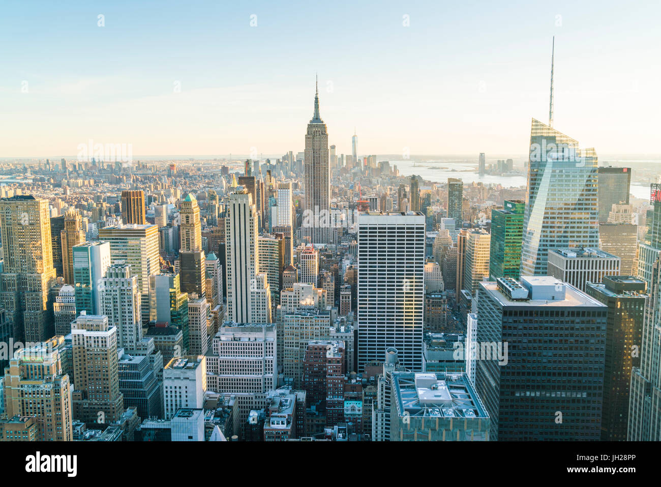 Skyline von Manhattan und Empire State Building, New York City, Vereinigte Staaten von Amerika, Nordamerika Stockfoto