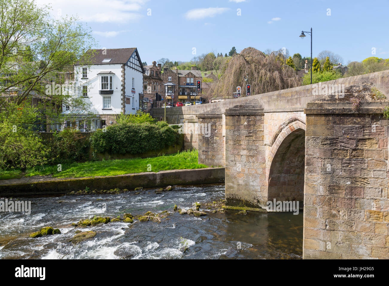 Die Brücke über den Fluss Derwent, Matlock Stadt, Derbyshire Dales, Derbyshire, England, Vereinigtes Königreich, Europa Stockfoto