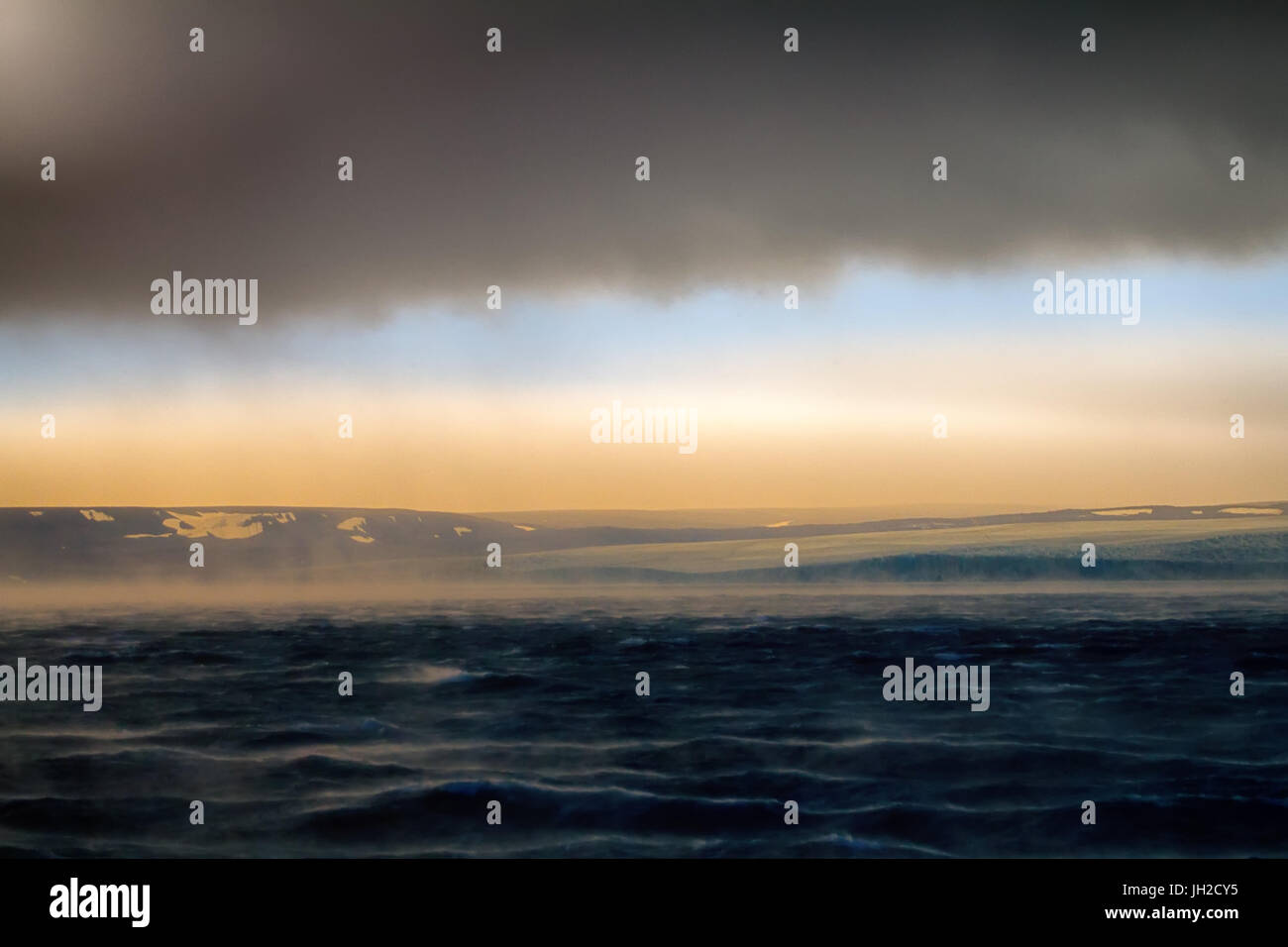 Karasee (Becken des arktischen Ozeans) in der hohen Arktis (Nowaja Semlja-Archipel). Alter Name der Karasee - Eis, Keller, aber jetzt kein Eis Stockfoto