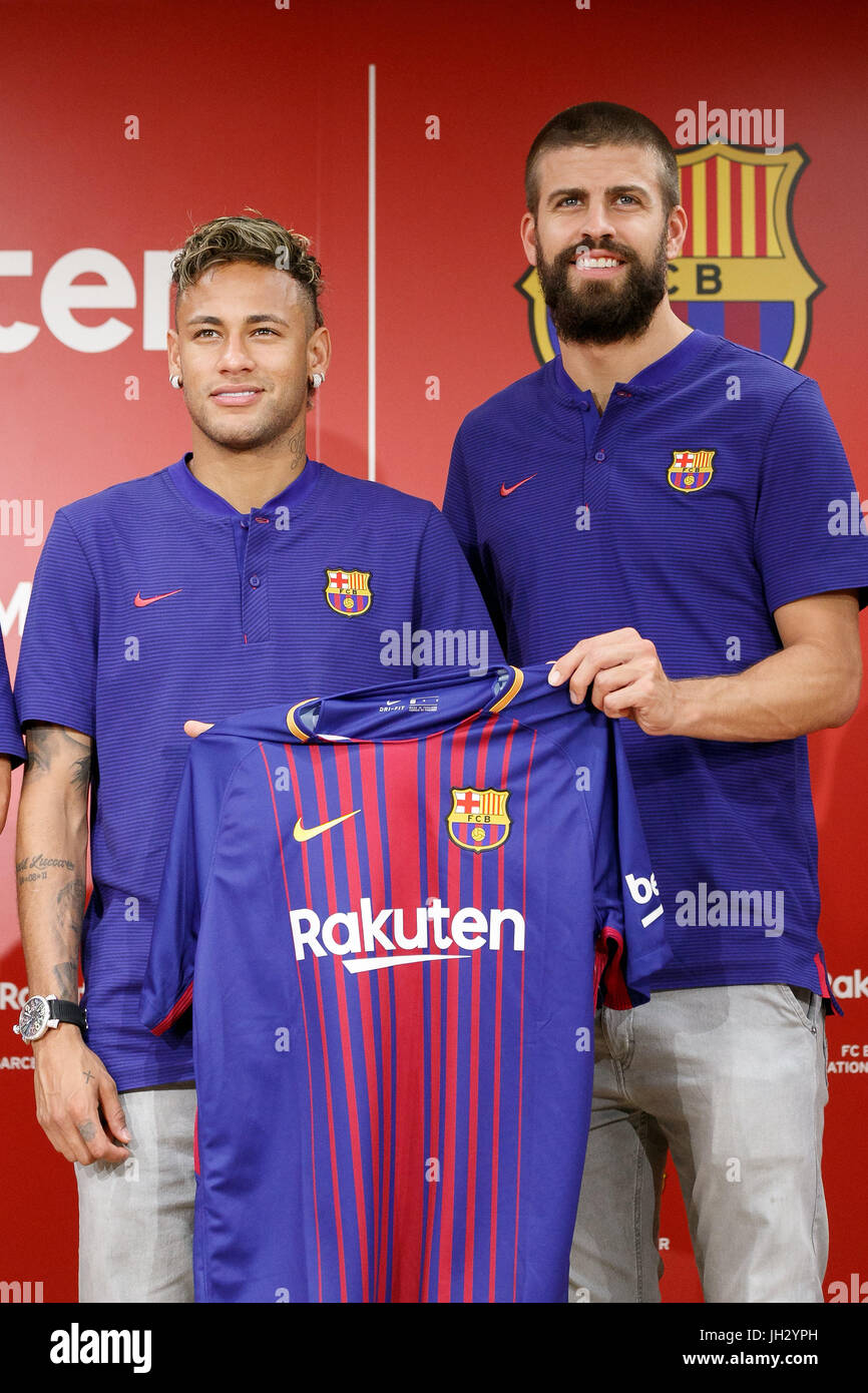 Fc Barcelona 17 18 Stockfotos Und Bilder Kaufen Alamy Fc Barcelona 17 18 Stockfotos Und Bilder Kaufen Alamy