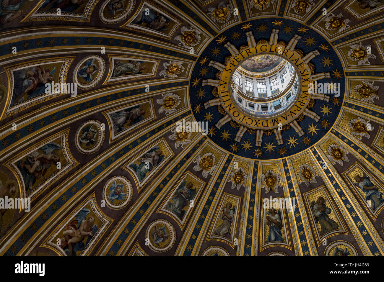 Die Kuppel von innen, Petersdom, Vatikan, Rom, Italien Stockfoto