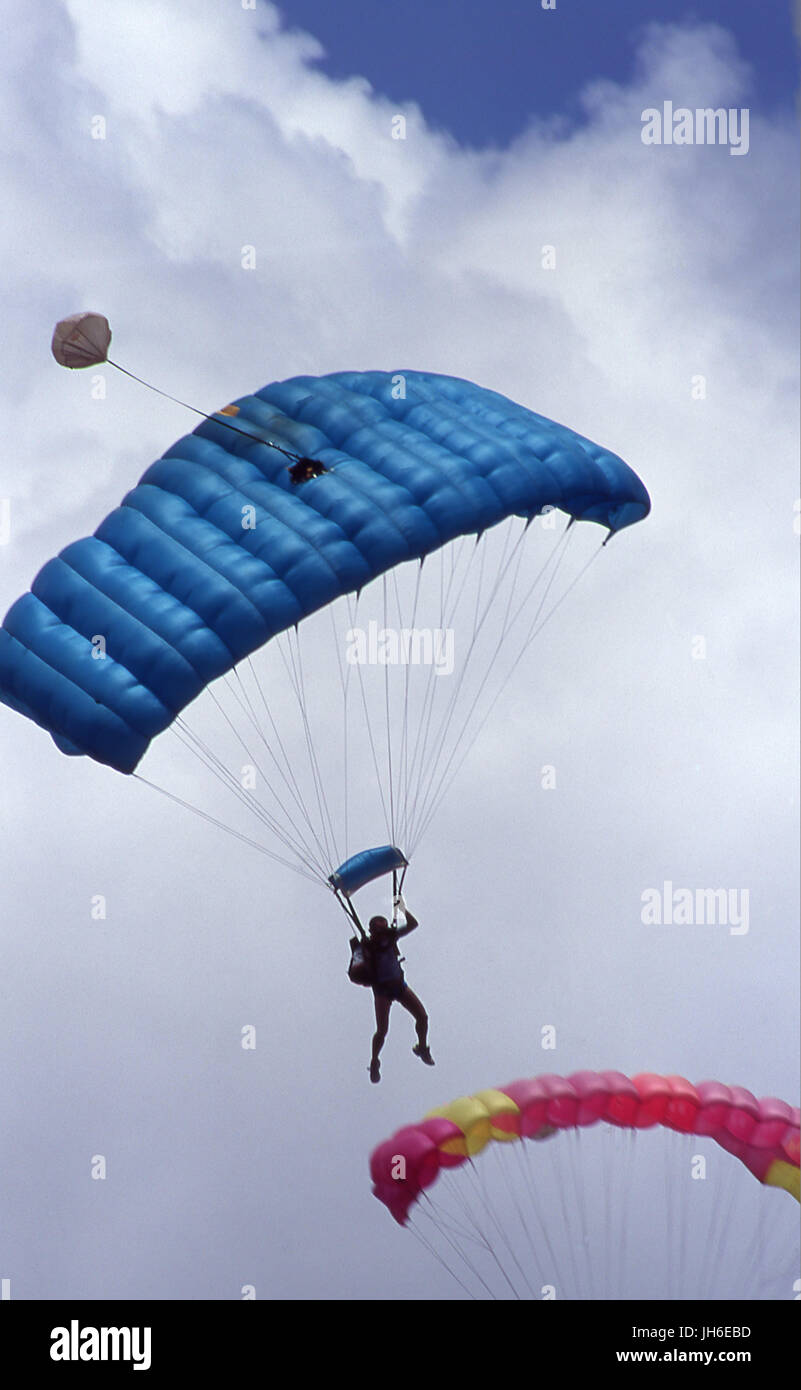 Fallschirmspringen Stockfoto