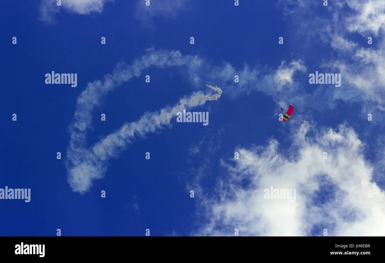 Fallschirmspringen Stockfoto