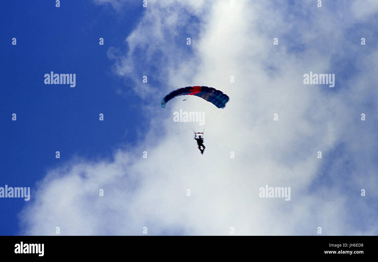 Fallschirmspringen Stockfoto