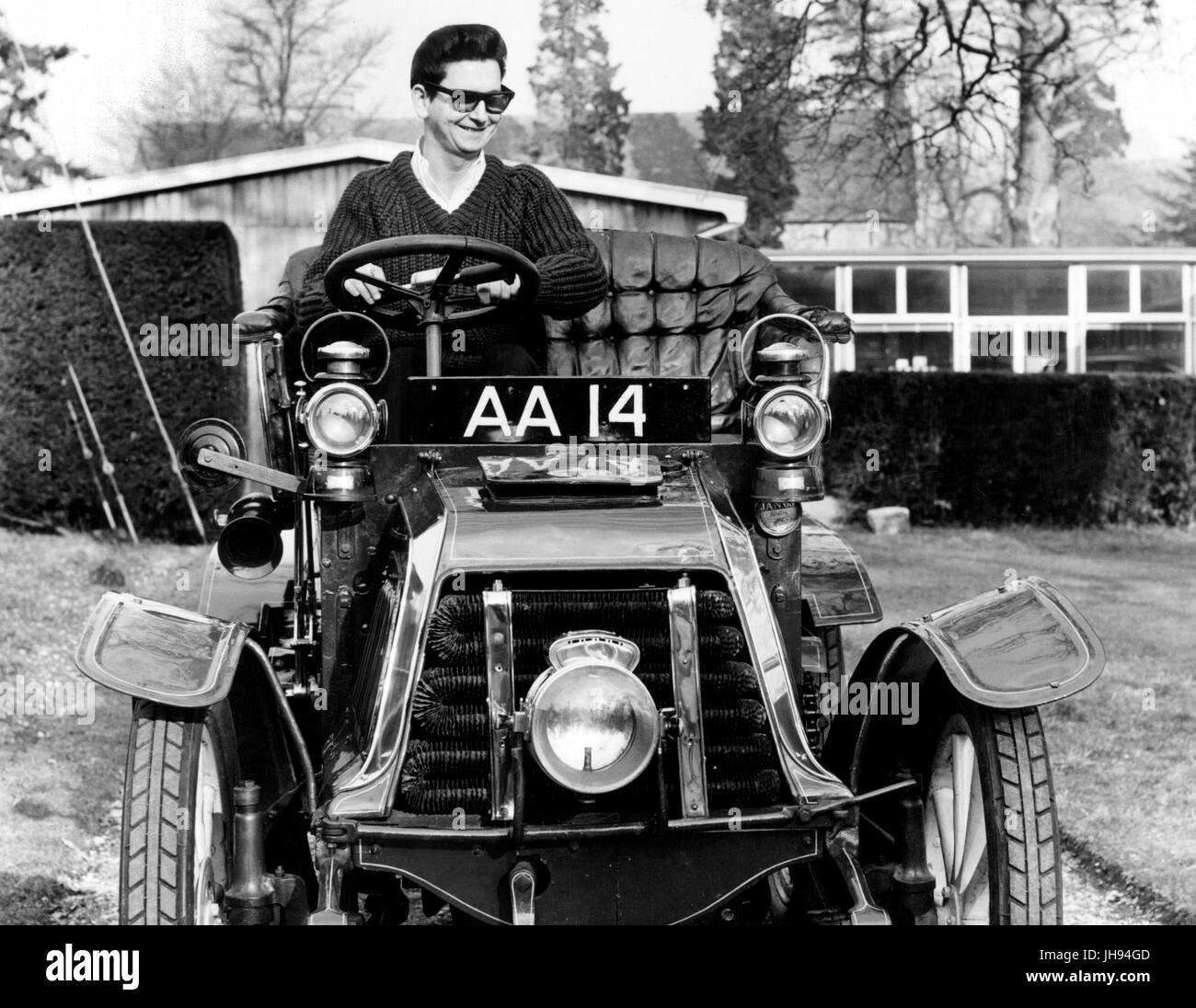 Roy Orbison in Panhard Levassor bei Besuch in National Motor Museum Beaulieu Stockfoto