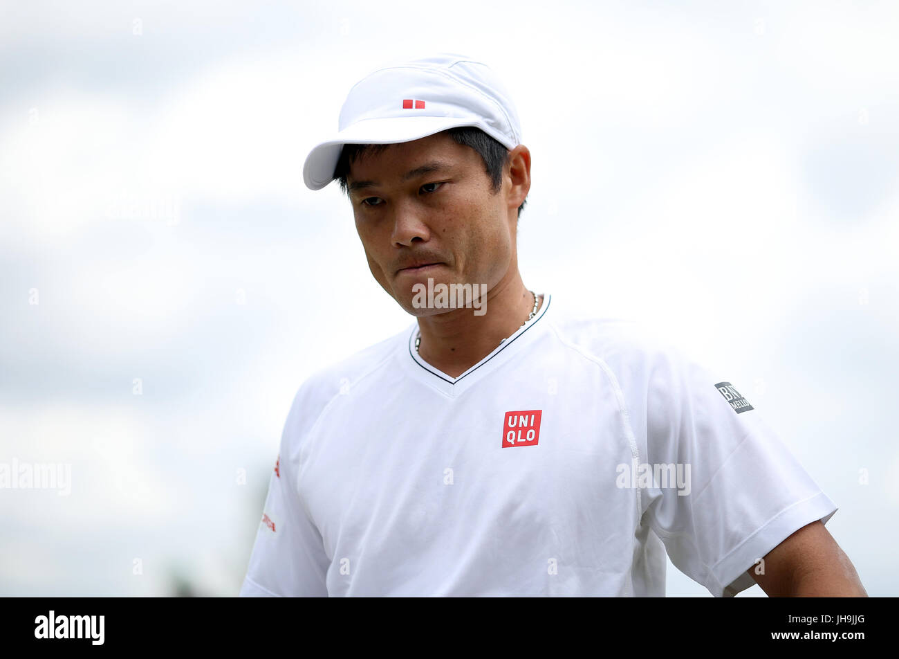 Shingo Kunieda in Aktion während des RollstuhlEinzel-Matches seiner Herren am zehnten Tag der Wimbledon Championships im All England Lawn Tennis und Croquet Club in Wimbledon. DRÜCKEN SIE VERBANDSFOTO. Bilddatum: Donnerstag, 13. Juli 2017. Siehe PA Geschichte TENNIS Wimbledon. Bildnachweis sollte lauten: Steven Paston/PA Wire. Stockfoto