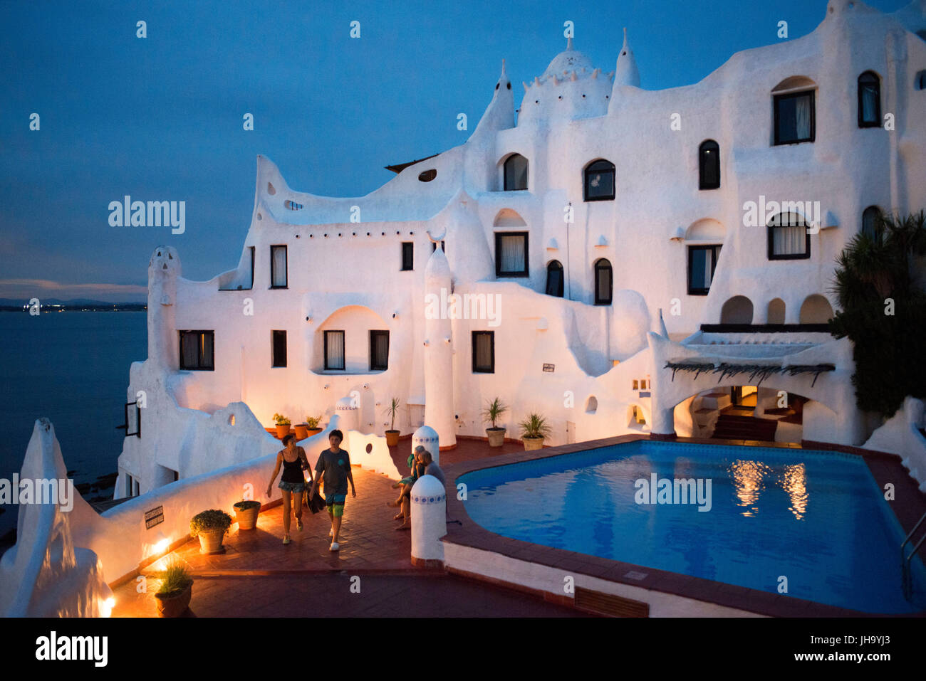 Casapueblo Museum. Heim und Werkbetrieb des lokalen Künstlers Carlos Paez Vilaró Punta Ballena, Punta del Este, Uruguay Stockfoto