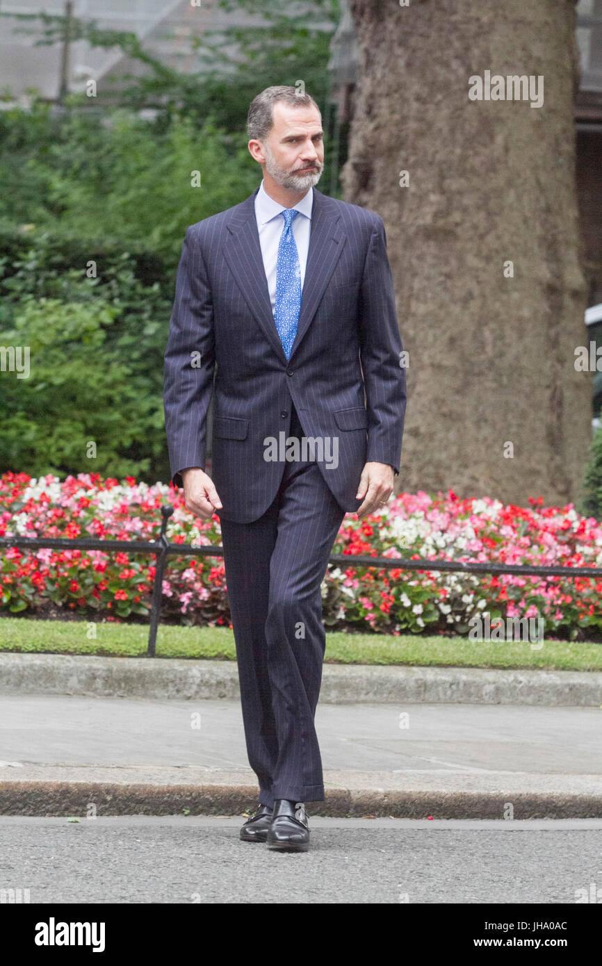 London, UK. 13. Juli 2017. Der König von Spanien Felipe VI kommt in der Downing Street britische Premierminister Theresa May während seines Staatsbesuchs in Großbritannien Kredit erfüllen: Amer Ghazzal/Alamy Live-Nachrichten Stockfoto