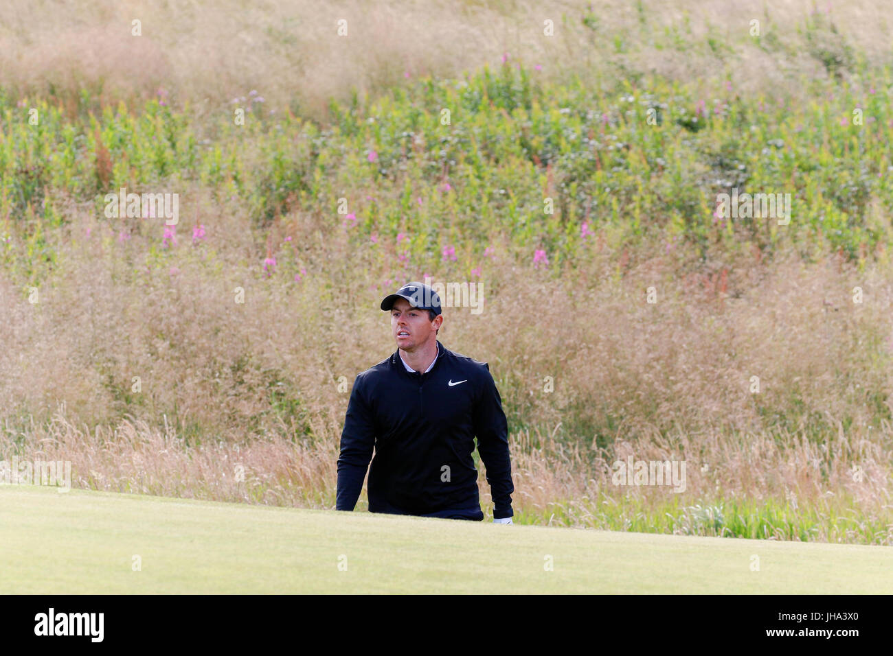 Ayrshire, Schottland, Vereinigtes Königreich. 13. Juli 2017. Am ersten Tag der AAM Scottish Open Golf Championship Golfer aus der ganzen Welt über Dundonald Links in der Nähe von Irvine, Ayrshire gespielt. Spieler aufgenommen Rory Mcilroy, Rickie Fowler, Jason Dufner, Henrik Stenson, Luke Donald und vielen anderen. Bildnachweis: Findlay/Alamy Live-Nachrichten Stockfoto