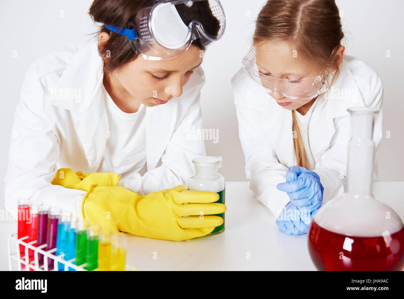 Arbeiten gemeinsam an neuen Projekt Stockfoto