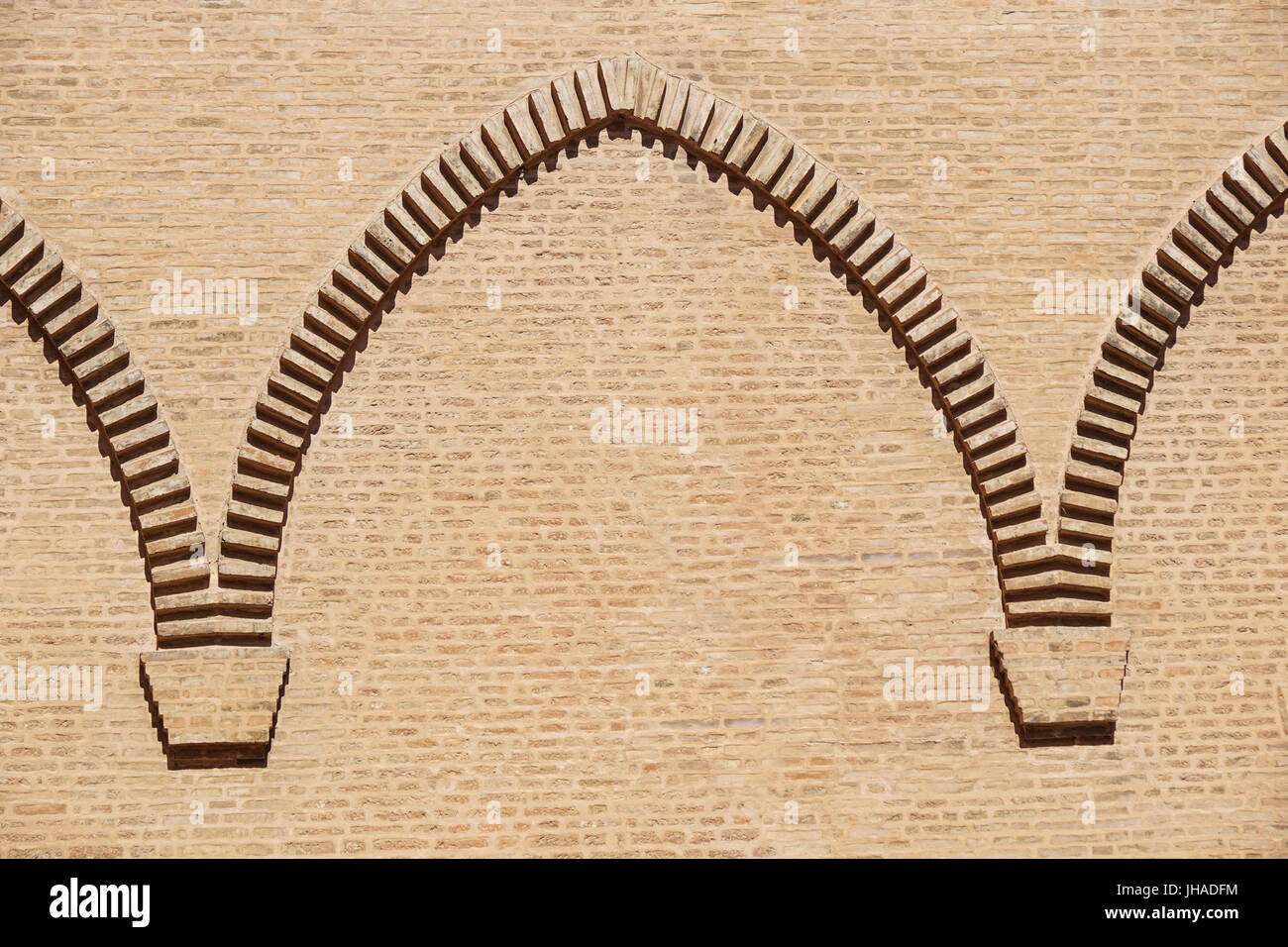 Ziegelbogen Wand an der Schloss-Fassade Stockfoto