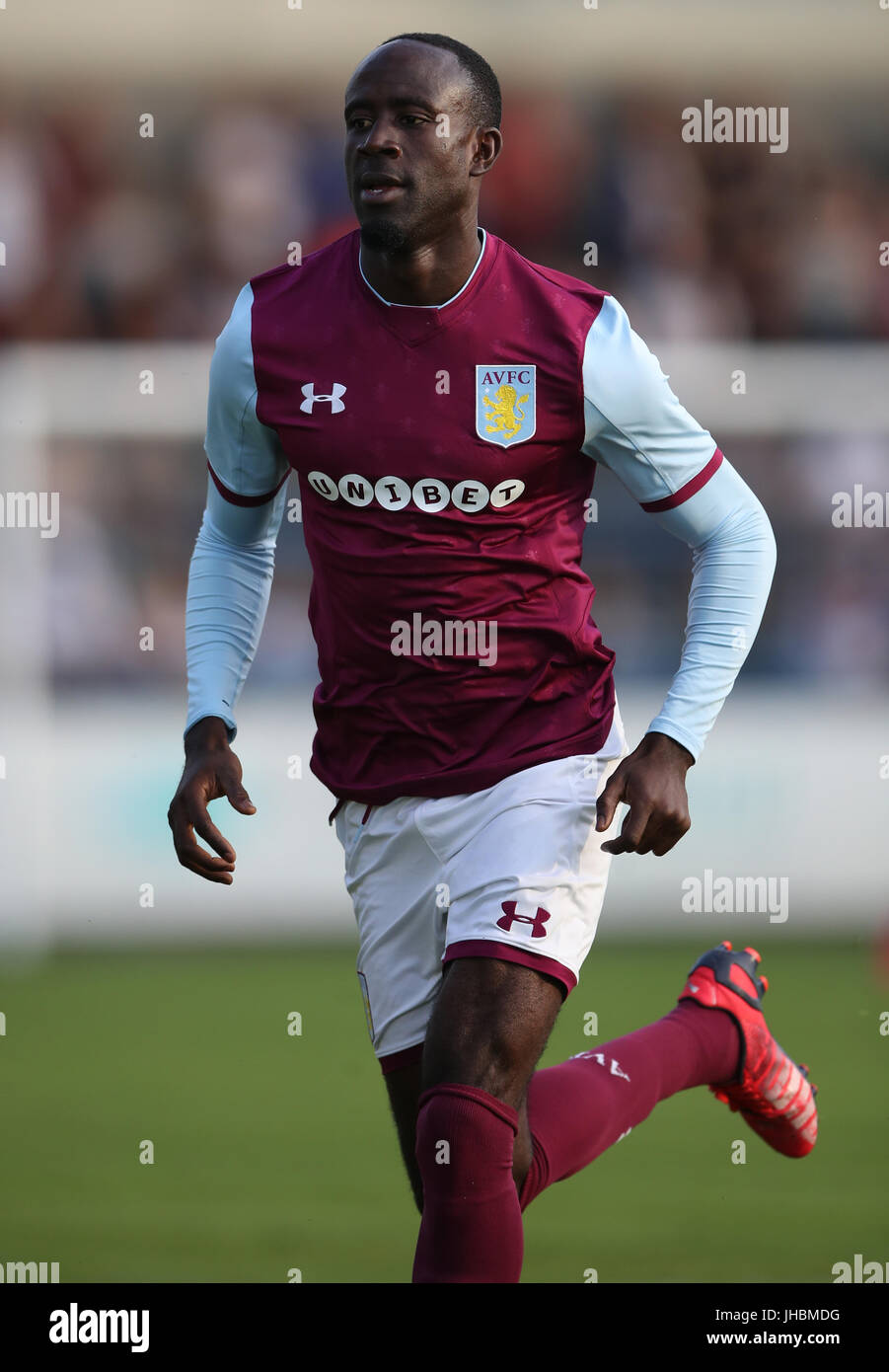 Aston Villa Albert Adomah im Vorbereitungsspiel am neuen Bucks Kopf, Telford Stockfoto
